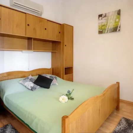 Apartamento In Mit Eigenem Balkon - B59647